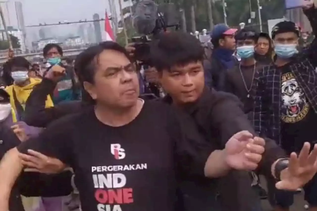 Polisi Berhasil Tangkap Tujuh Pelaku Pengeroyokan Ade Armando, Satu Tersangka Masih Buron - Pikiran-Rakyat.com