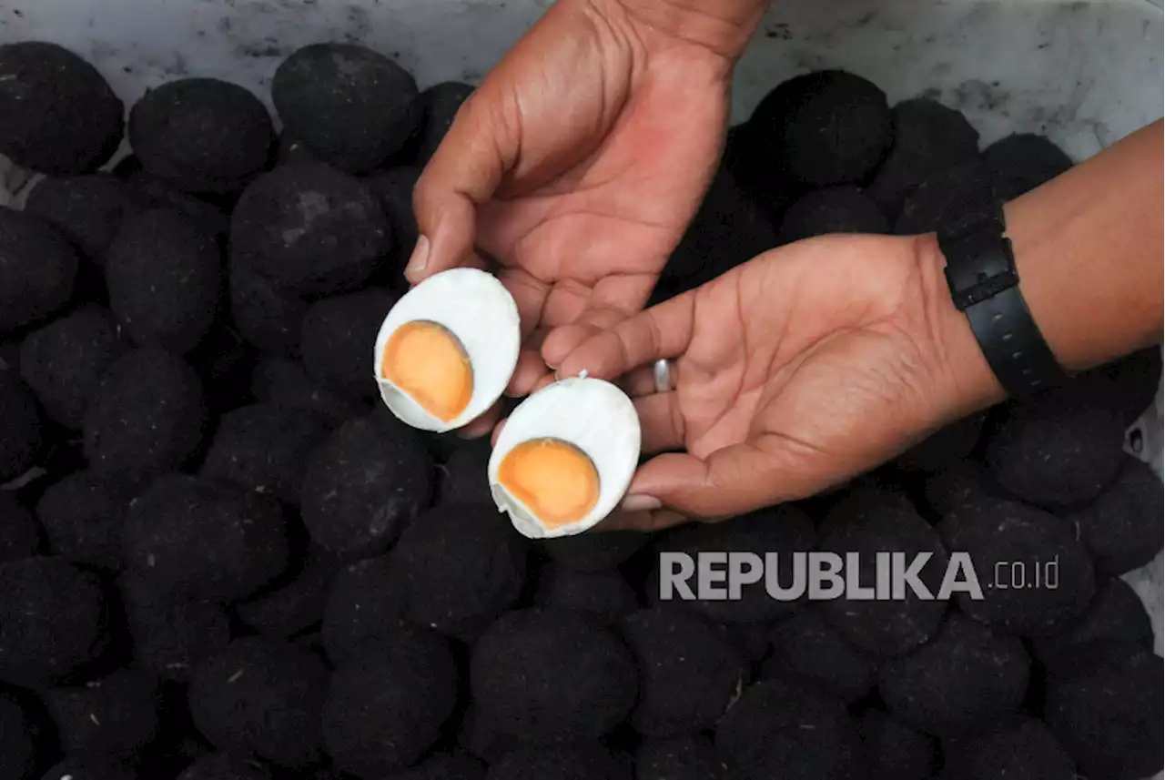 Fakta Menarik Seputar Telur Asin |Republika Online