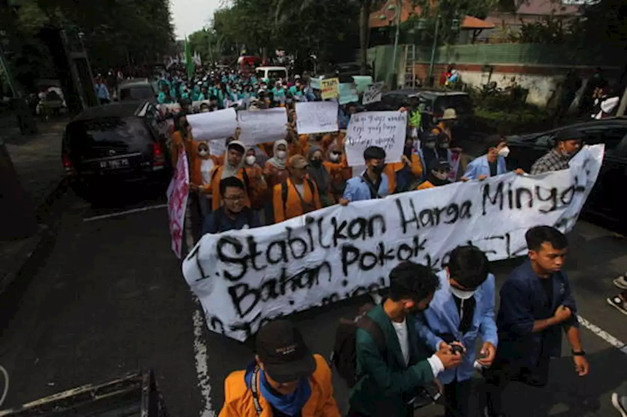 Demo Mahasiswa Solo Teriakkan Nama Puan Maharani, Kenapa?