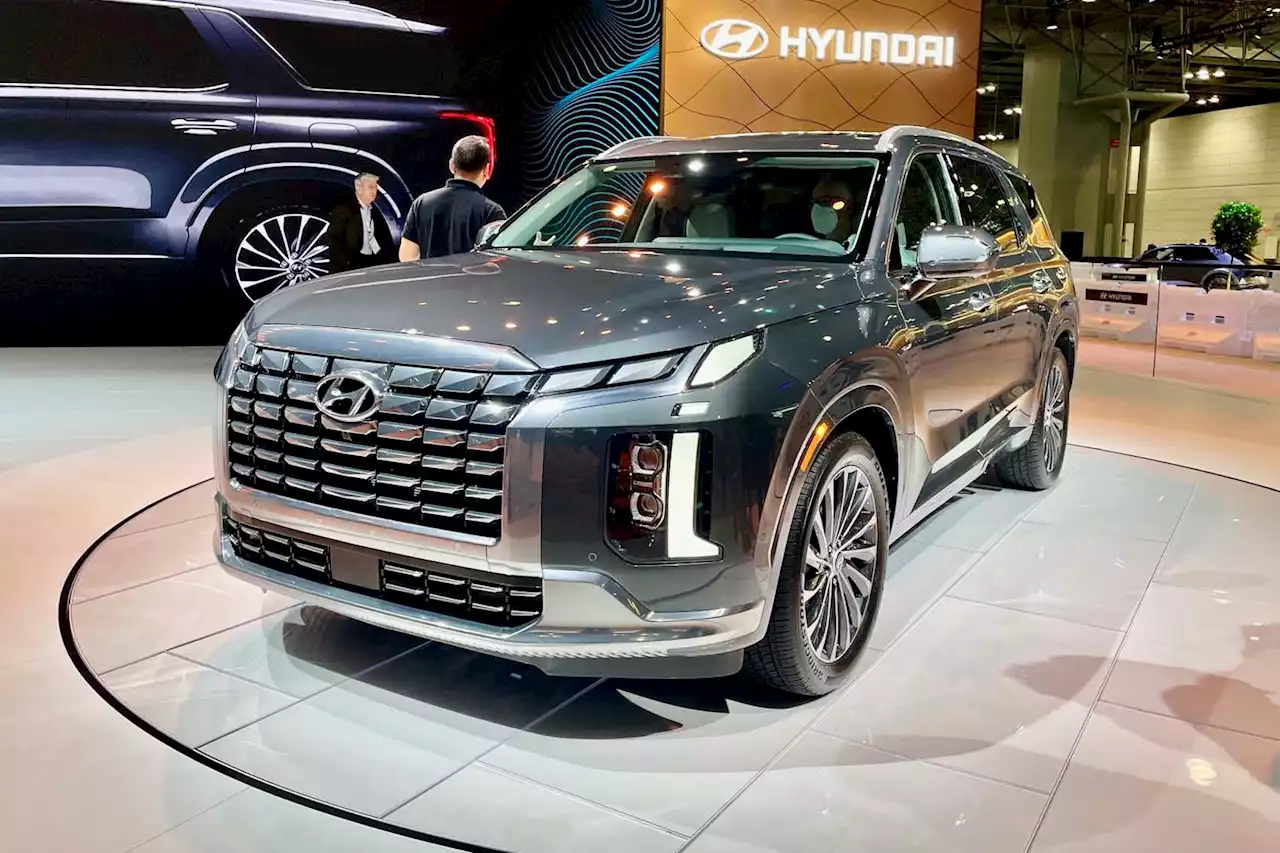 Hyundai debuts refreshed 2023 Palisade at NYIAS