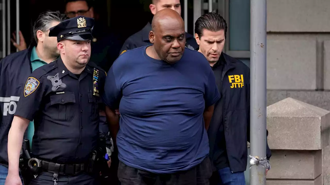 Brooklyn subway suspect tipped off police to his location