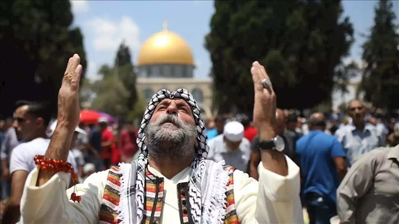 ده‌ها هزار فلسطینی نماز جمعه را در مسجدالاقصی ادا کردند