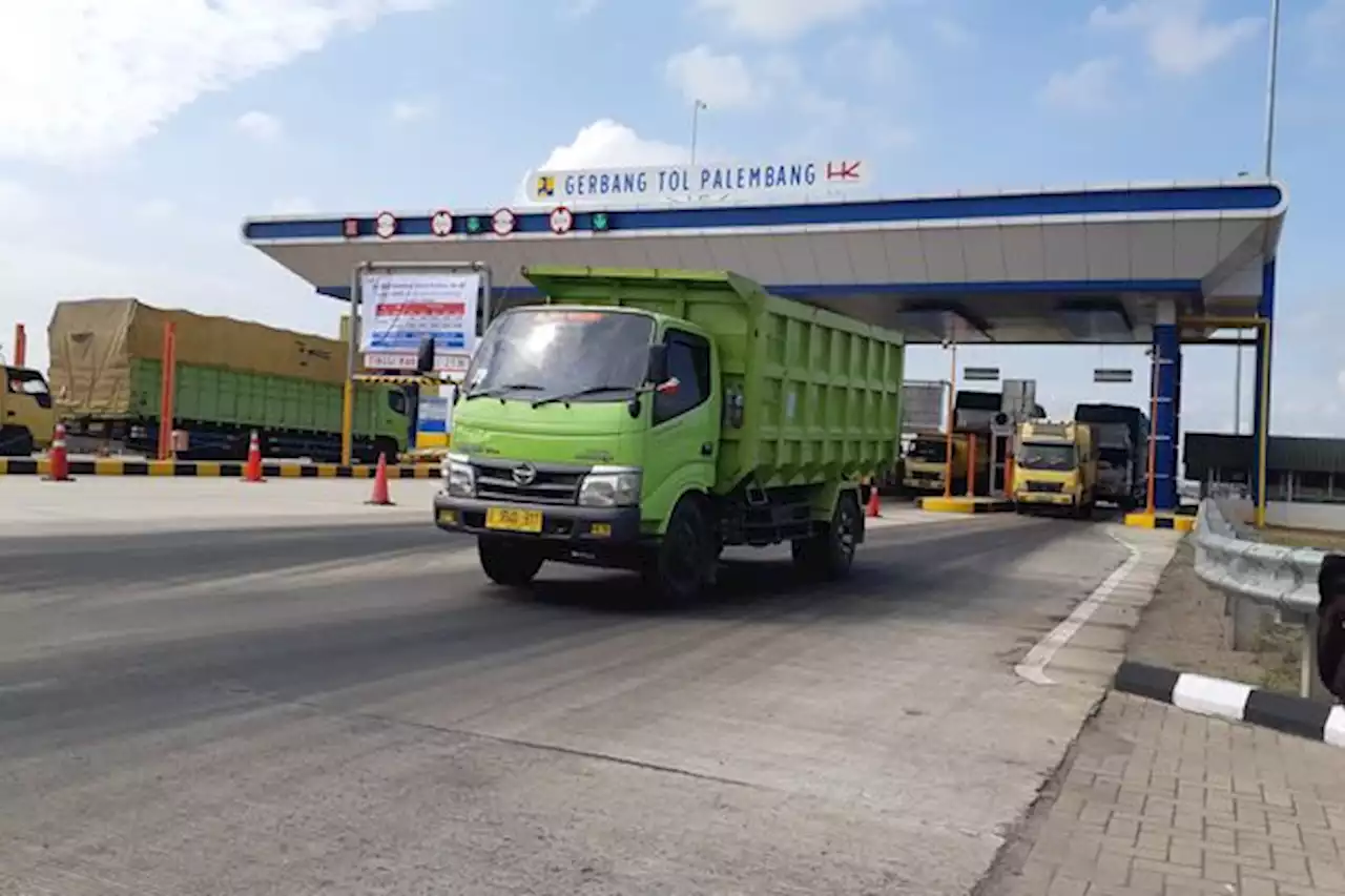 Tinjau Persiapan Mudik Jalan Tol Trans Sumatra, Menteri PUPR Minta 3 Prioritas | Ekonomi - Bisnis.com