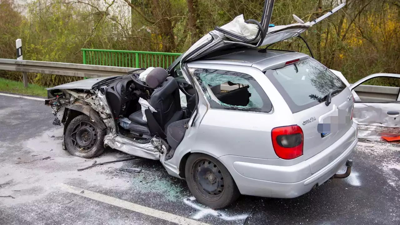 Heftiger Crash bei Falkenberg – drei Schwerverletzte