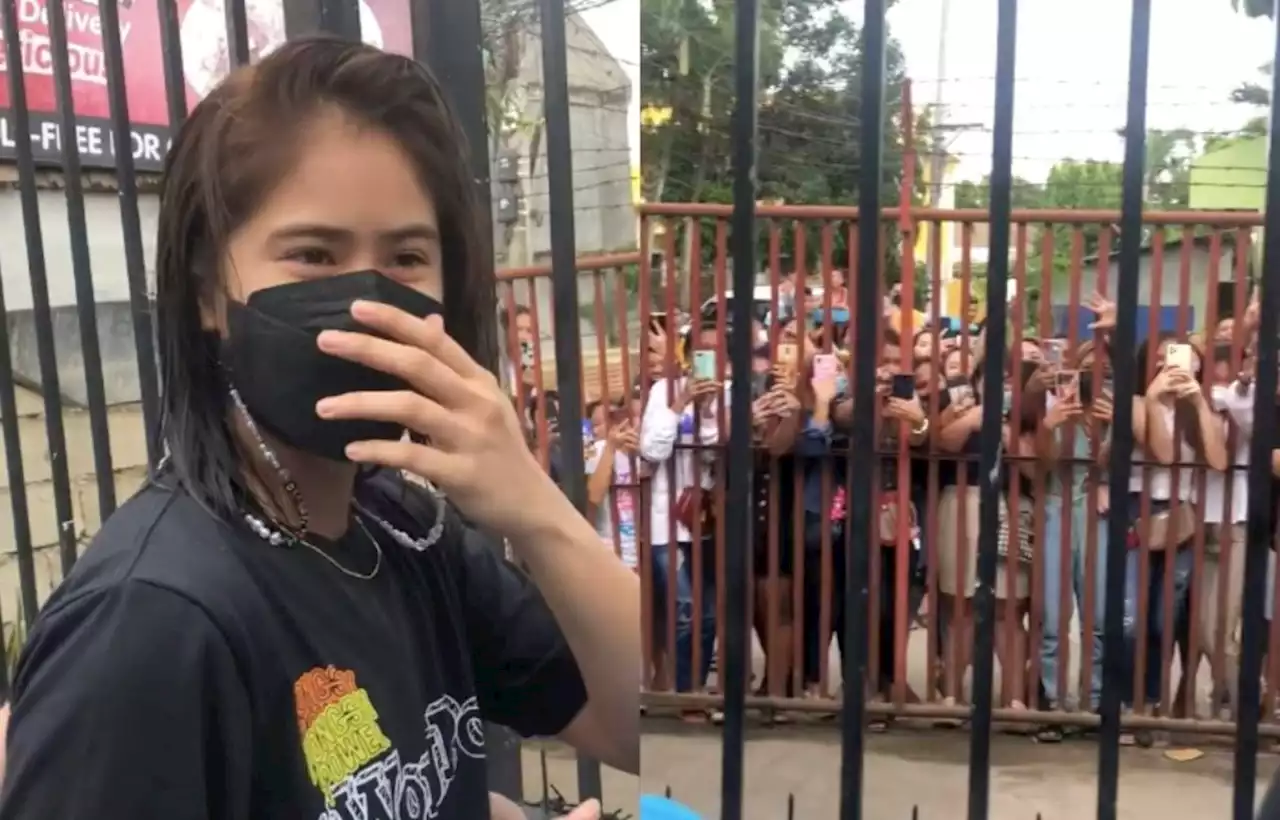 Deanna Wong mobbed by fans at home