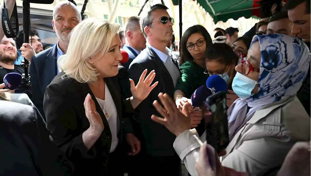 'Laissez les musulmans tranquilles' : déplacement chahuté pour Marine Le Pen dans le Vaucluse