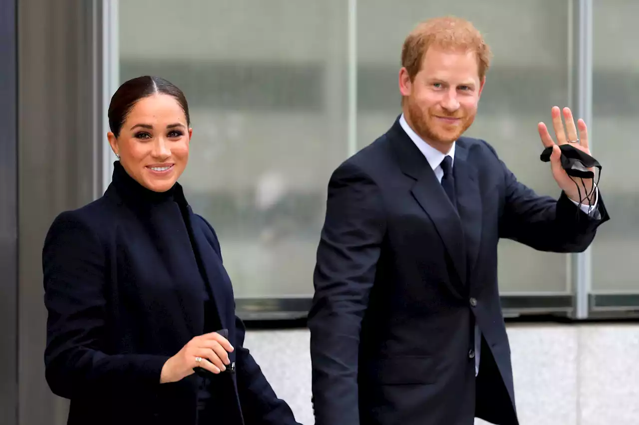 Harry and Meghan make secret visit to see Queen ahead of Invictus Games