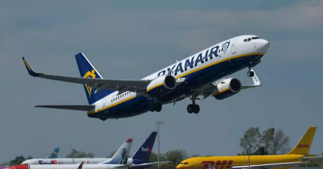 Man escorted from Ryanair plane by gardai after incident at Dublin Airport