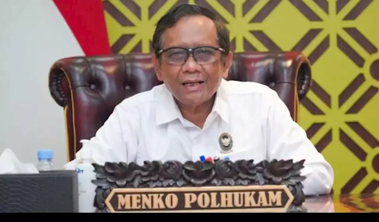 Bertemu MRP, Mahfud MD Terima Surat Aspirasi untuk Jokowi