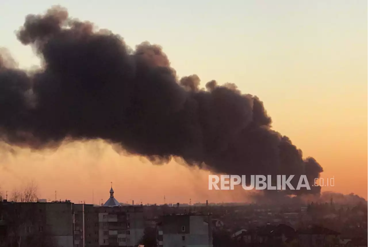 Ledakan Keras Terdengar di Kiev |Republika Online