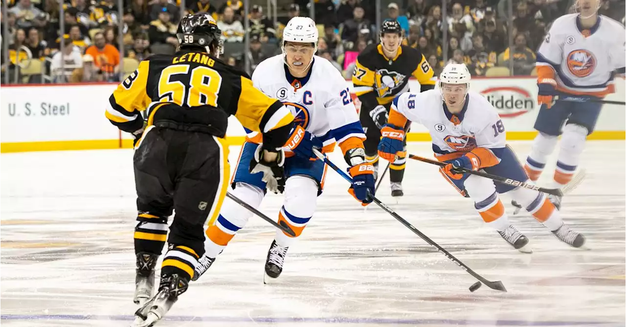 NHL roundup: Penguins, Lightning clinch playoff bids