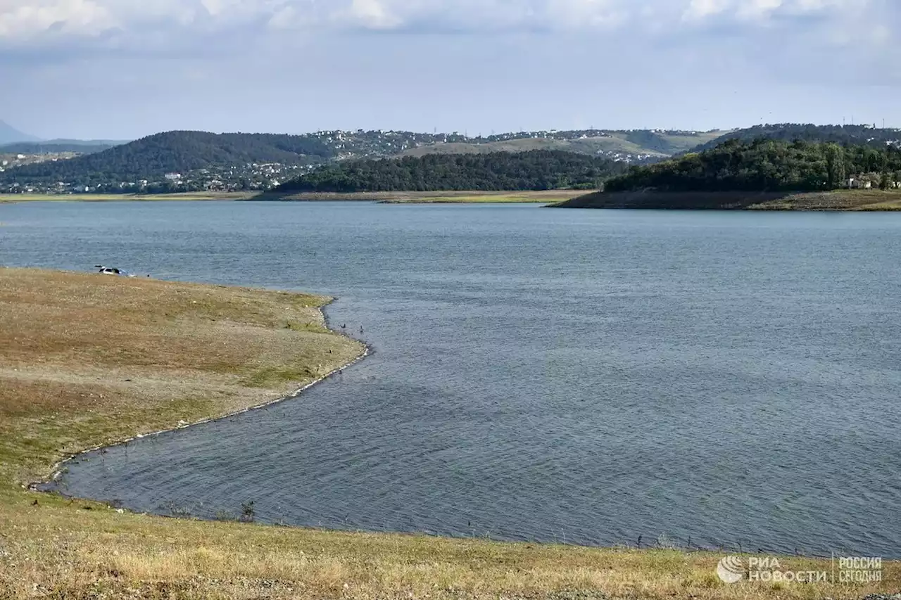 В Крыму продолжается сброс воды из водохранилищ из-за обильных осадков