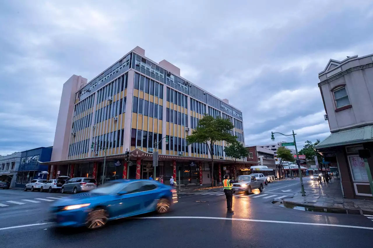 Elderly man in Hawaii Chinatown set on fire, suspect charged