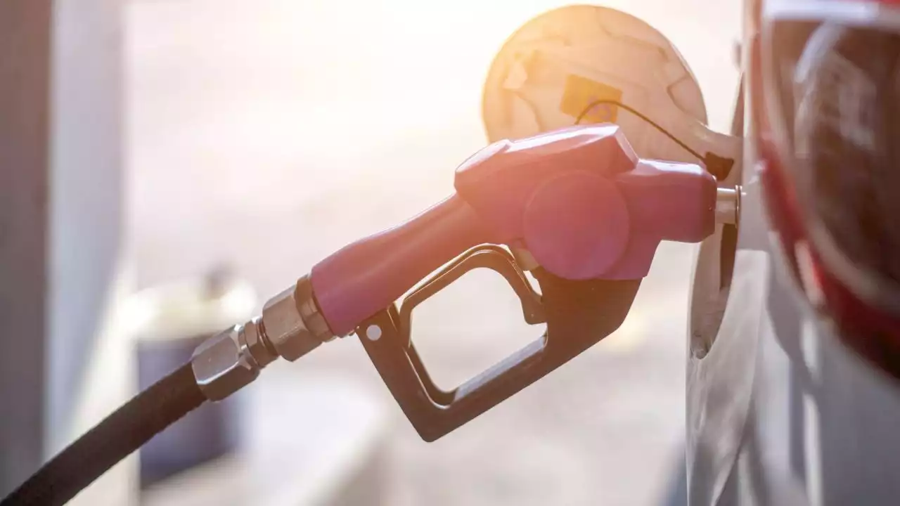 Texas gas prices down slightly headed into Easter weekend