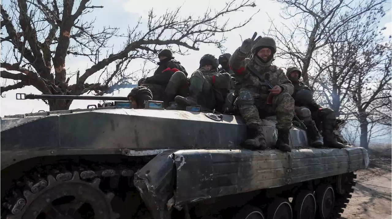 Ukrainian separatists fighting for Russia join assault on Mariupol