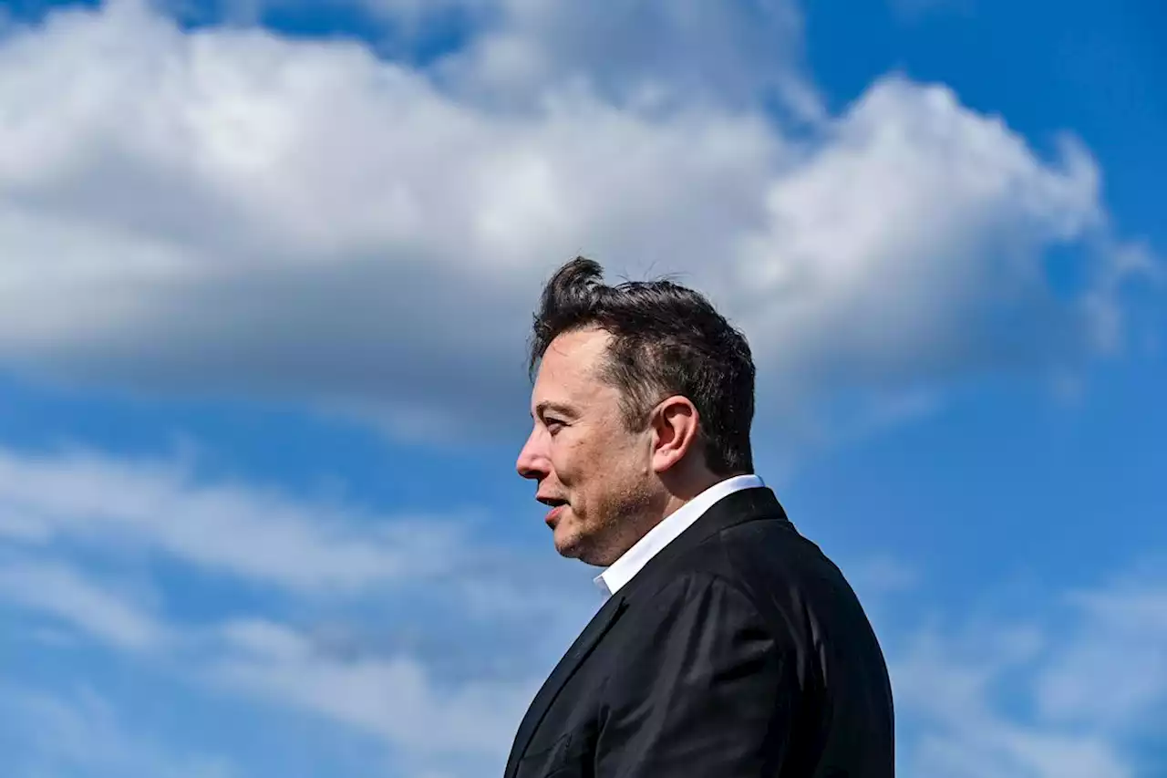 How Elon Musk shook up Twitter in a week of chaos