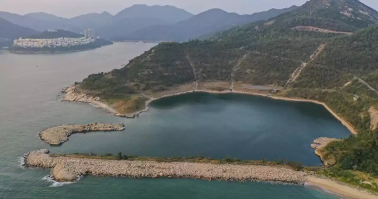 Hong Kong hiker dies after wave sweeps him into sea while 'taking photos'