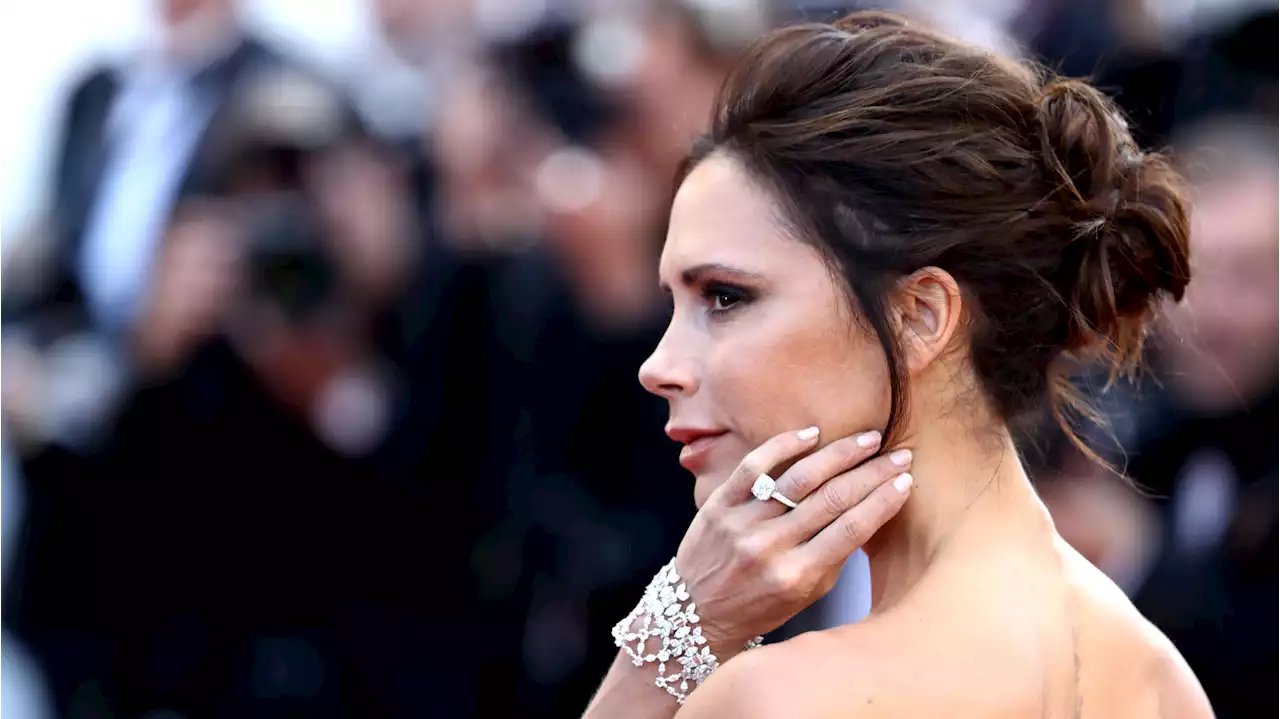 24 Years Of Marriage And… 15 Engagement Rings? The Lowdown On Victoria Beckham’s Incredible Jewellery Collection