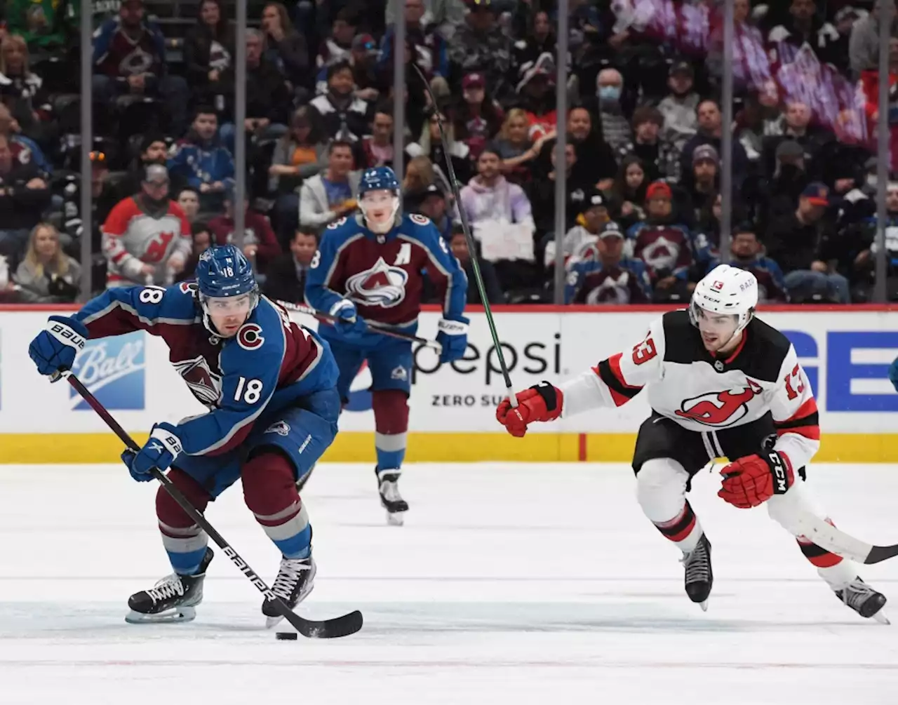 Avalanche in position to clinch top spot in West against Carolina Hurricanes at Ball Arena