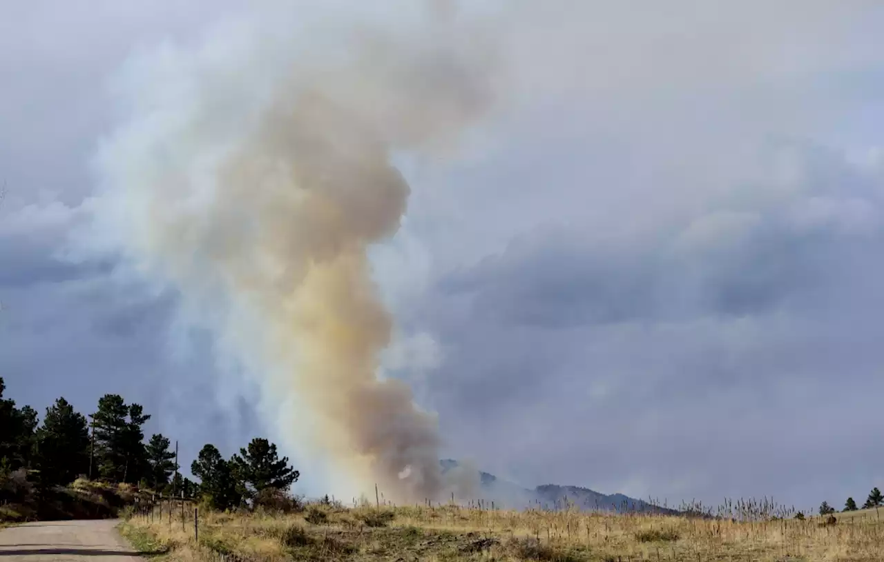 Wildfire burning north of Lyons in Larimer County prompts evacuations