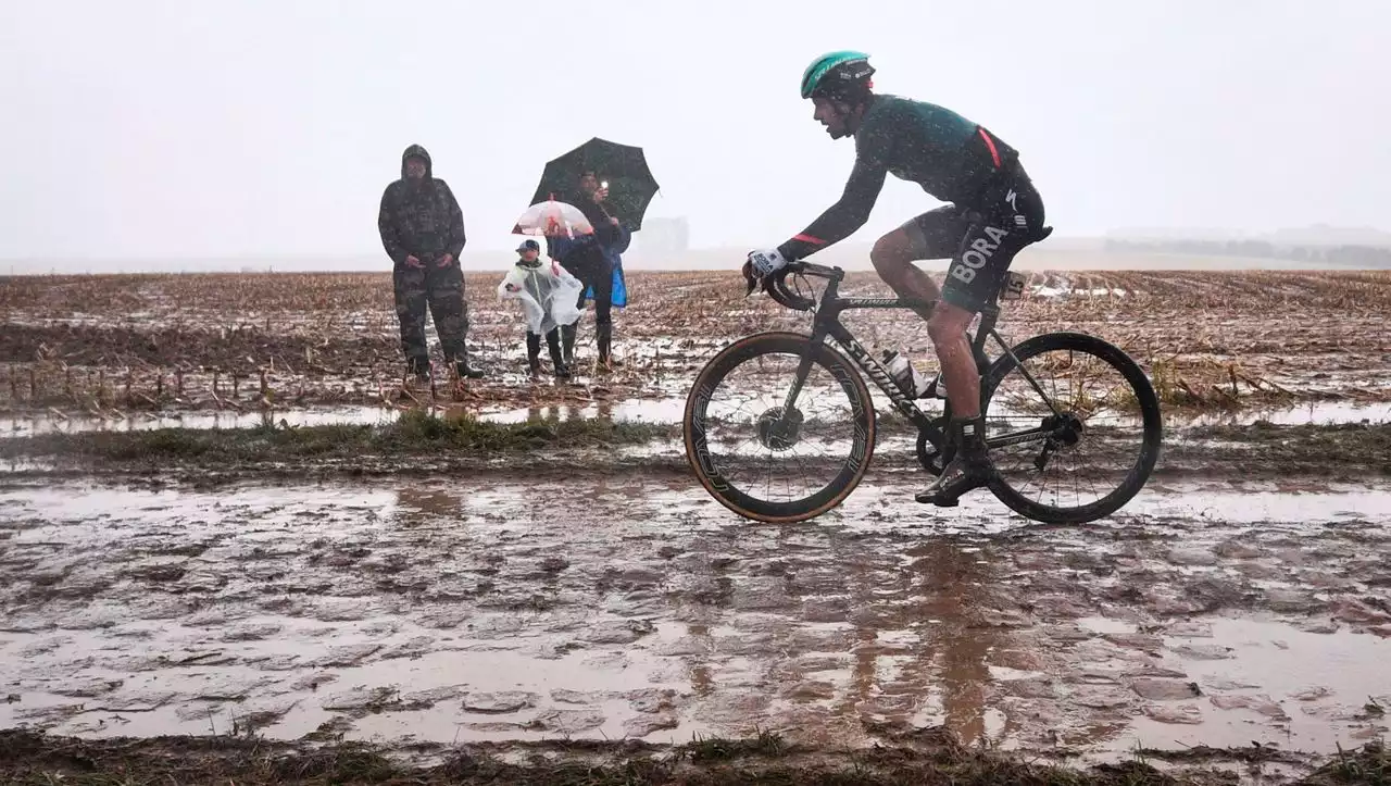 (S+) Paris-Roubaix: Das große Schimmern unter einer Kruste von Matsch