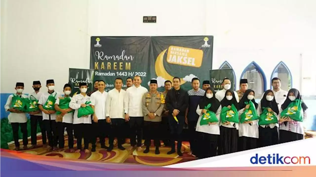 Pengusaha Muda Jaksel Bagi-bagi Sembako, Anak Panti Semringah