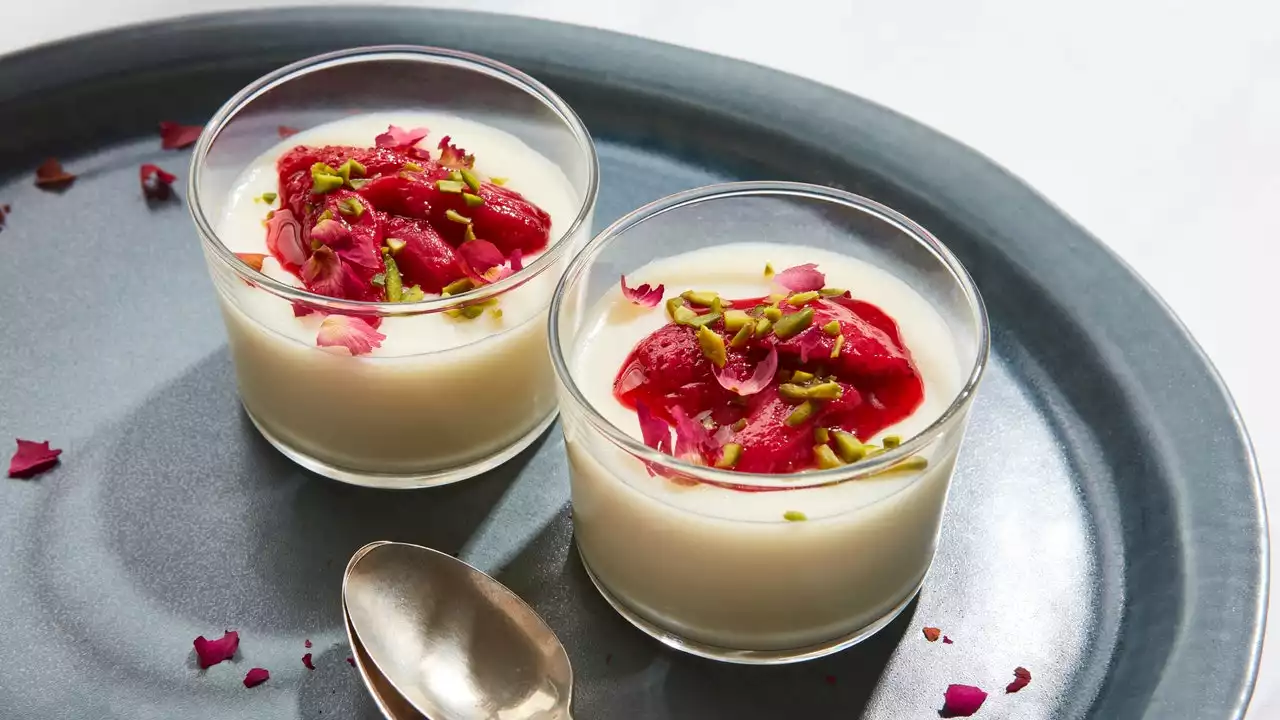 Mahalabiya (Milk Custard With Strawberry Compote)