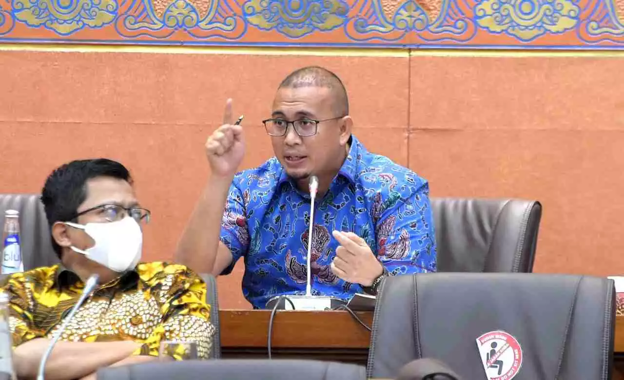 Harga Pertalite dan LPG 3 Kg bakal Naik, Andre Rosiade: Tidak Tepat