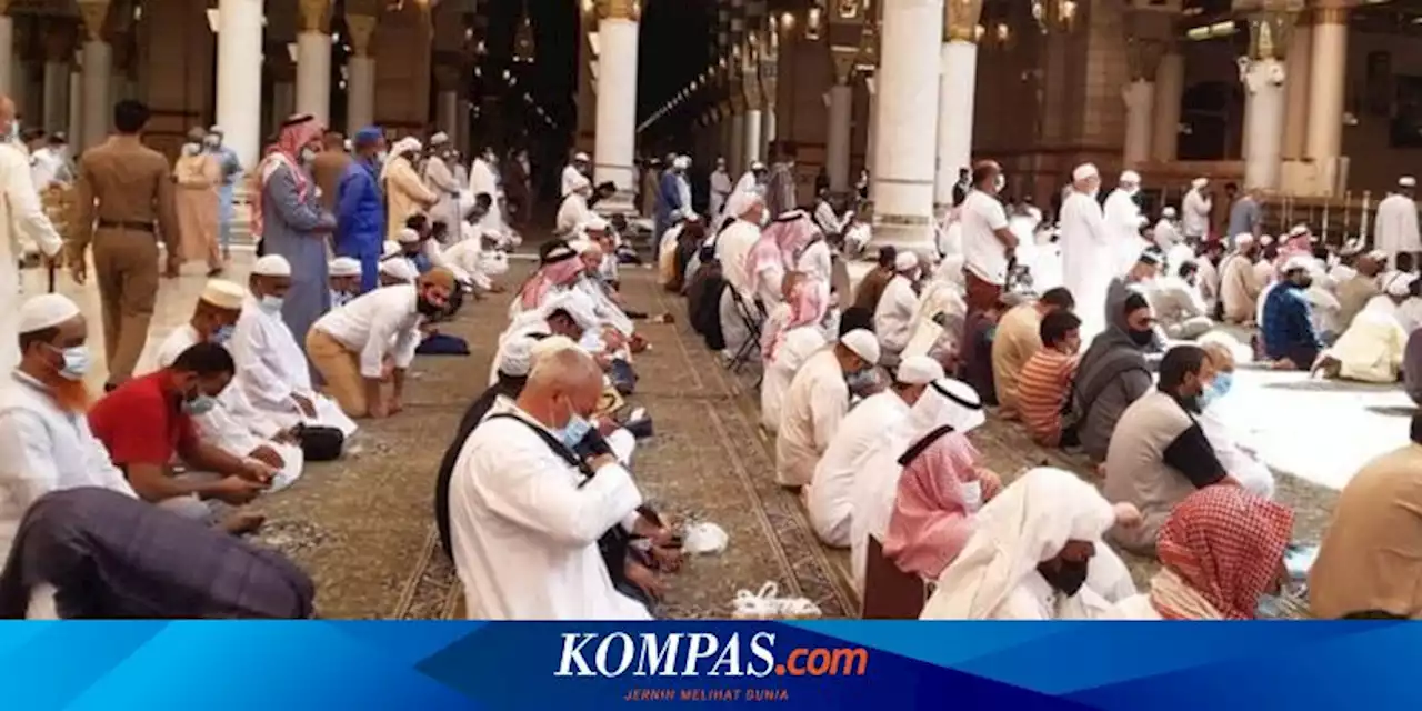 Arab Saudi Imbau Imam Masjid Hindari Doa Panjang dalam Shalat Tahajud