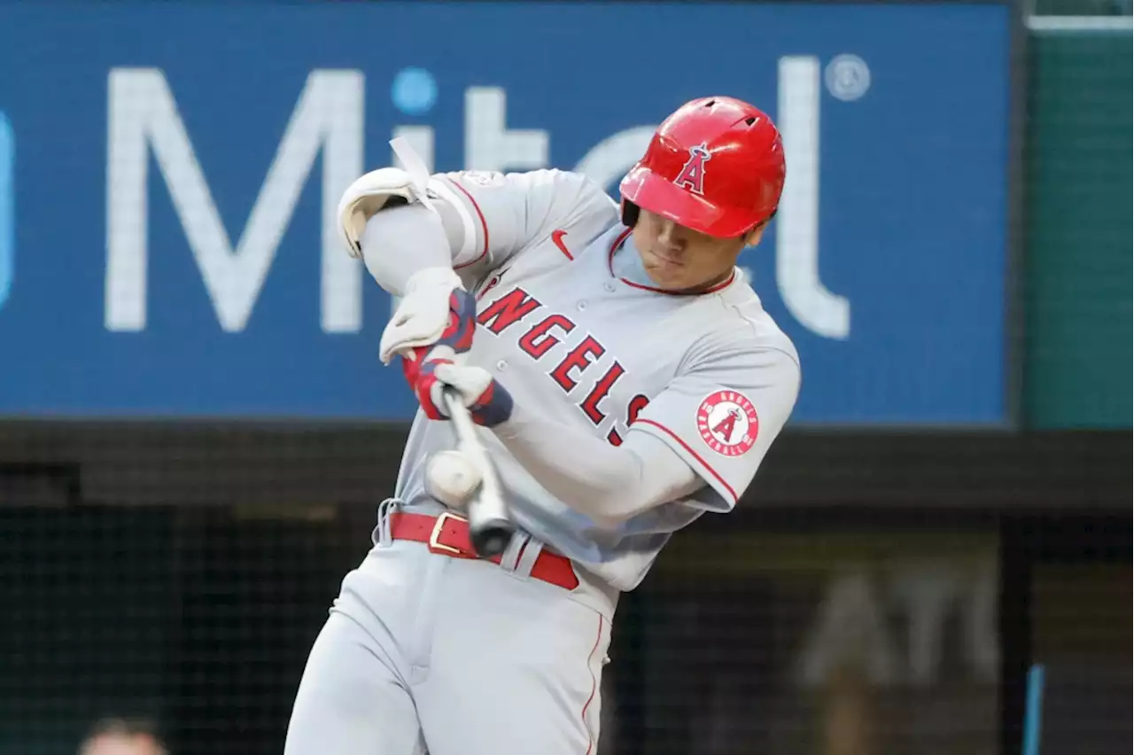 Angels overcome early deficit, including a rare bases-loaded intentional walk