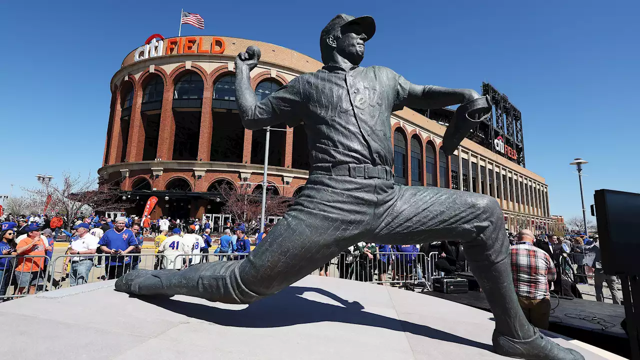 Larger Than Life: Mets Unveil Seaver Statue at Citi Field