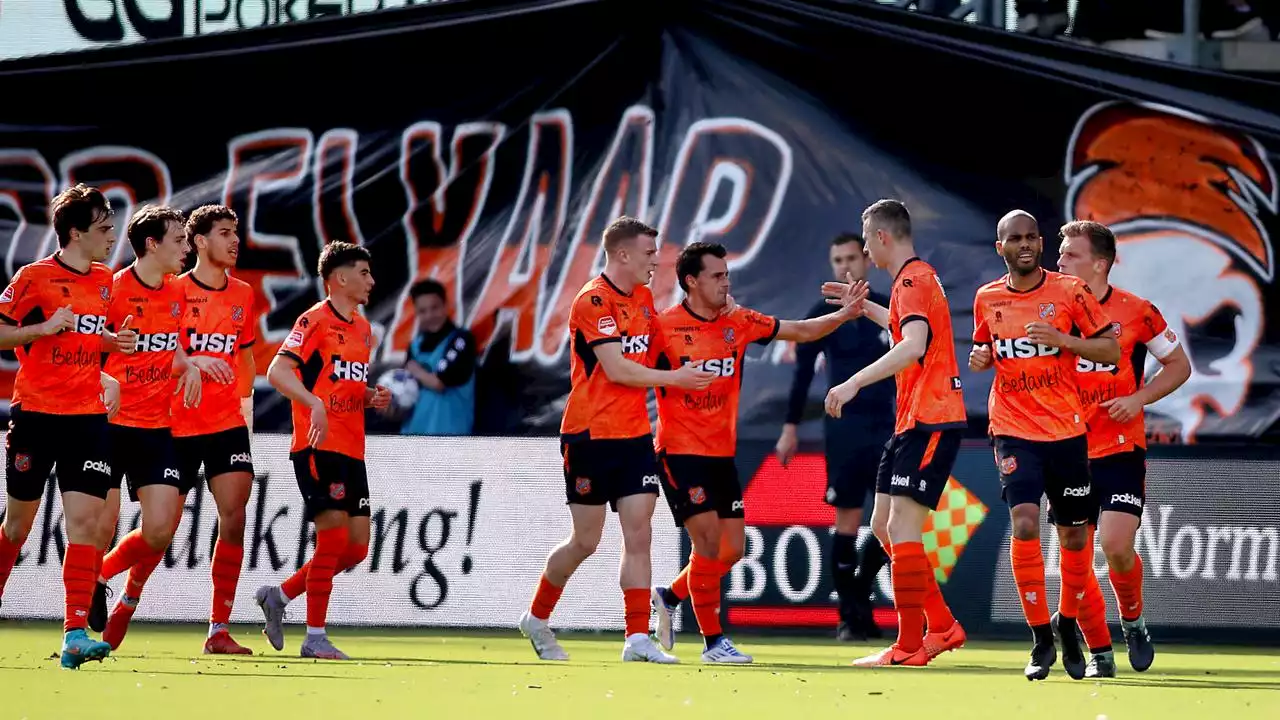 FC Volendam klopt tiental Jong Ajax en is dicht bij promotie naar Eredivisie