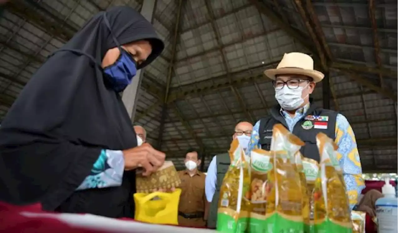 Jawa Barat Salurkan Minyak Goreng via Aplikasi, Harga Rp 14 Ribu per Liter