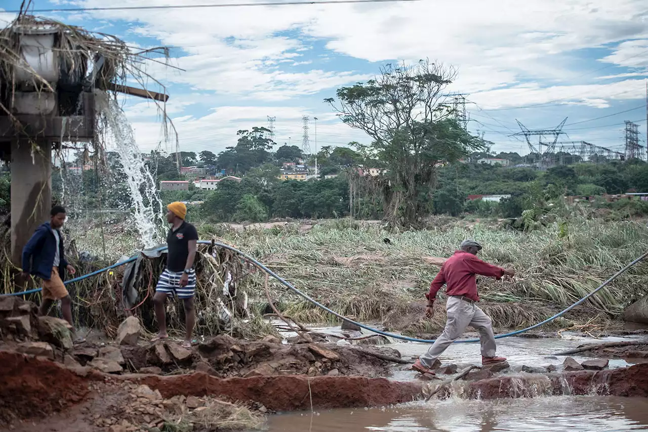 More rain lashes South Africa's flood-ravaged southeastern region