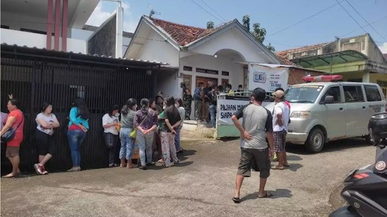 Satu Keluarga Tewas di Garut: Ada Bekas Jeratan di Leher Sang Ibu, Mulut Anaknya Mengeluarkan Busa - Tribunnews.com