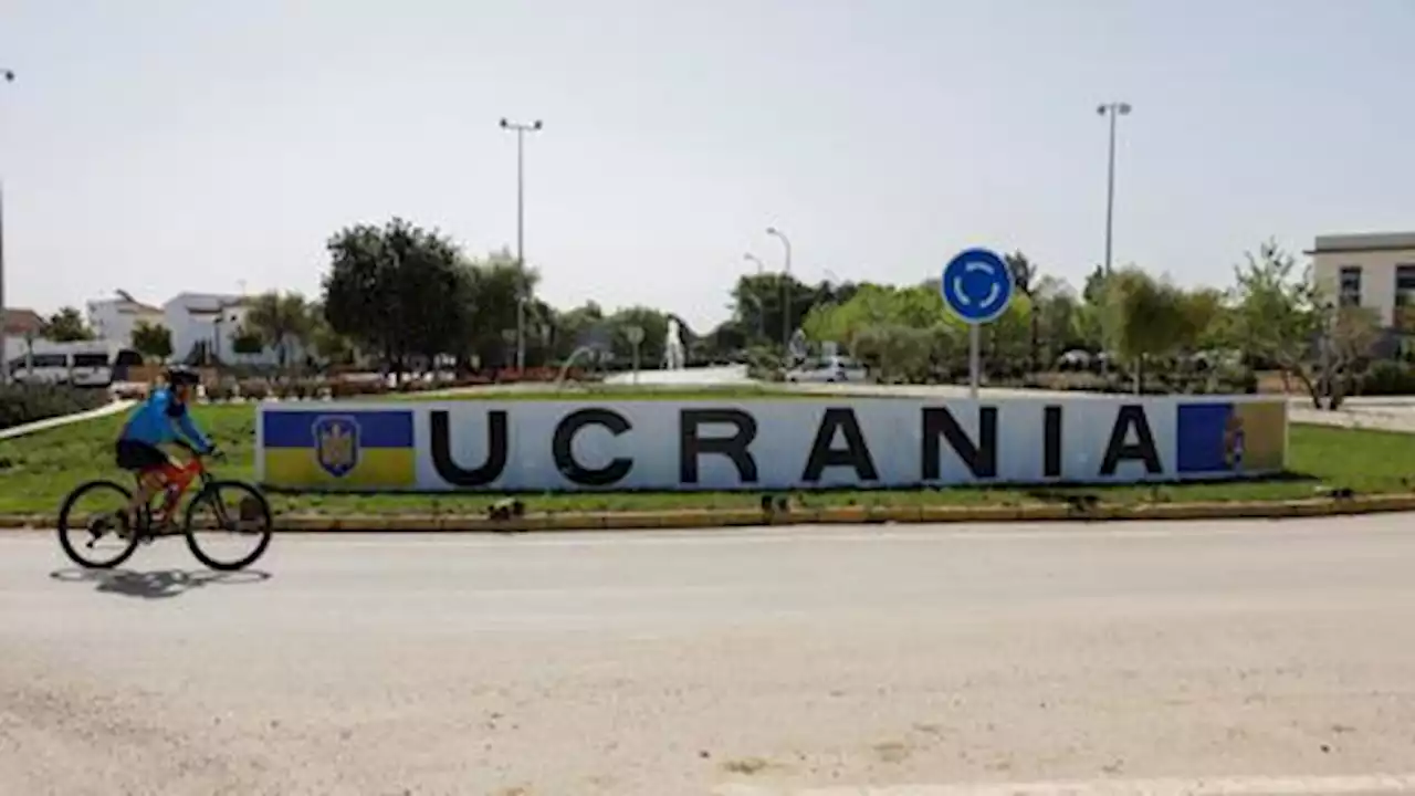 Spanish village changes name to Ukraine in show of solidarity