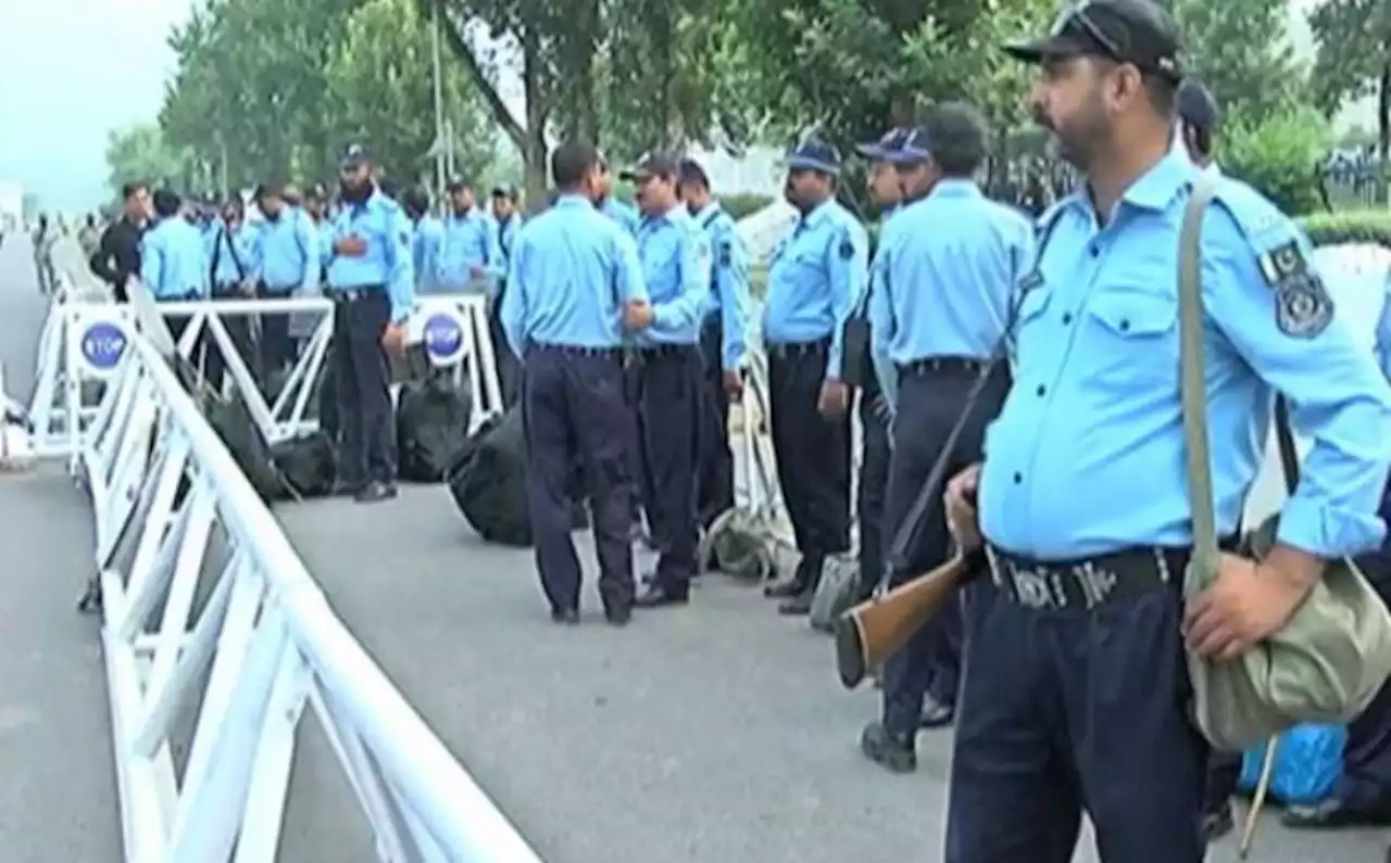 PM Shehbaz directs police to protect ‘journalists from PTI’