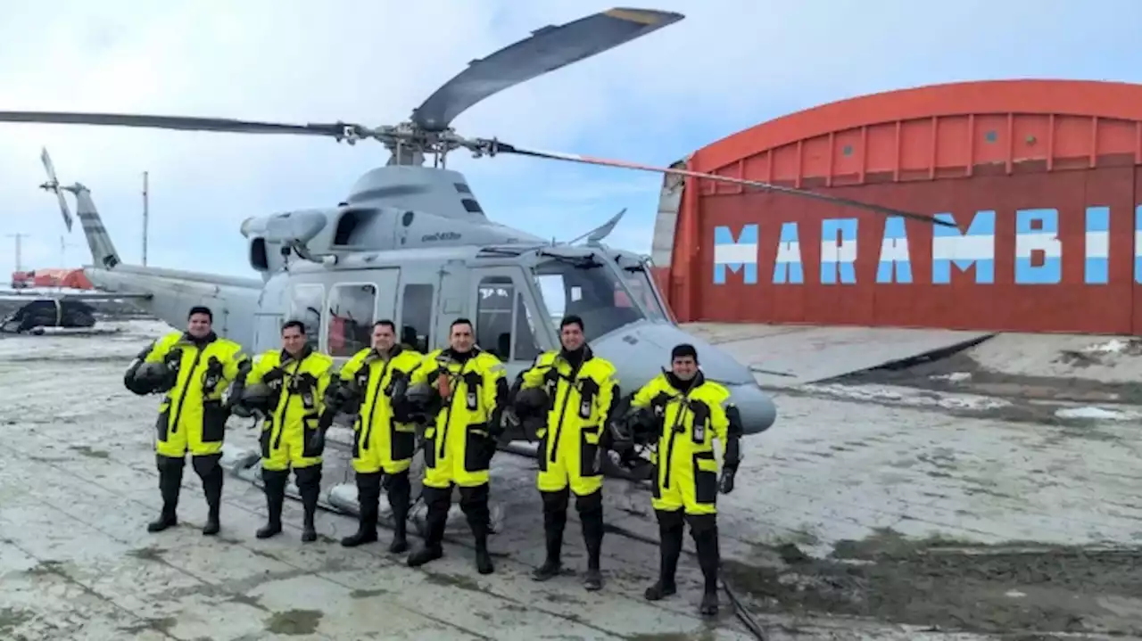 Los helicópteros de la base Marambio, imprescindibles para la vida en la Antártida