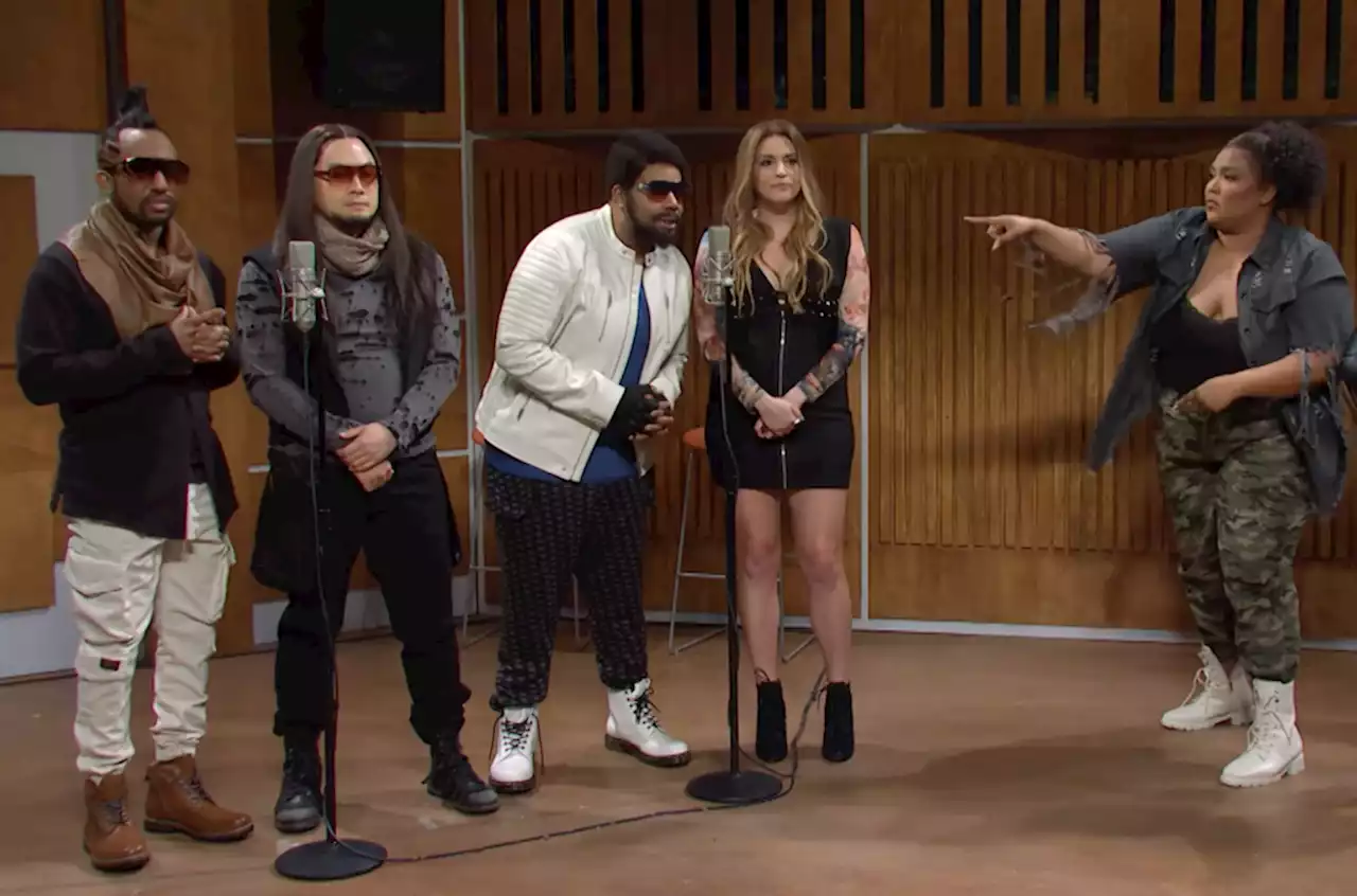 Lizzo Time-Travels to a 2008 Studio With Black Eyed Peas for ‘SNL’ Skit