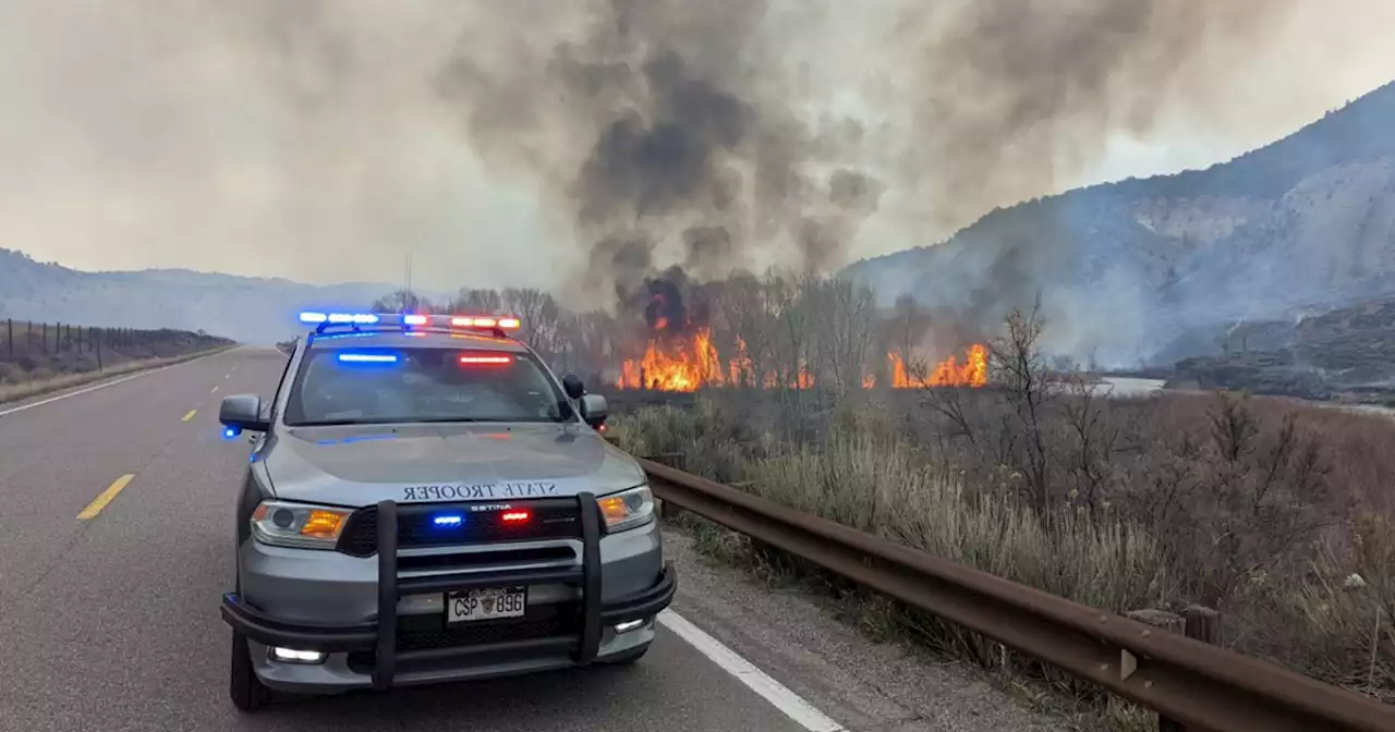 I-70 reopens after wildfire closes interstate, prompts evacuations in Gypsum