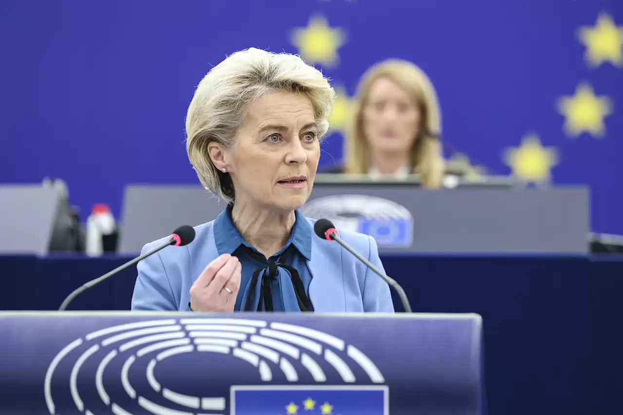 Kommissionspräsidentin - Von der Leyen ruft EU zu schnellen Waffenlieferungen in Ukraine auf