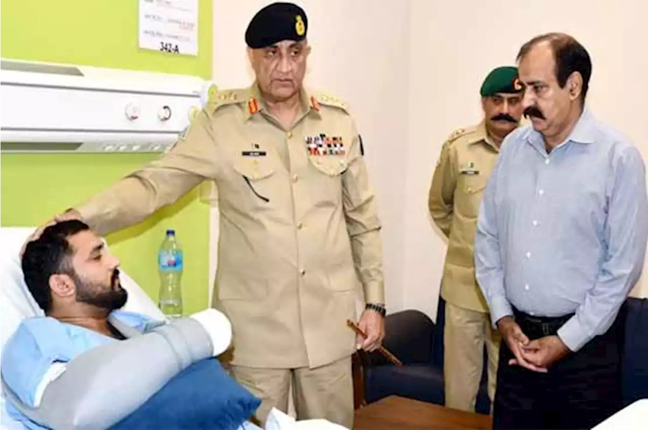 فوج اپنی طاقت عوام سے لیتی، خلیج پیدا کرنیکی کوشش برداشت نہیں کرینگے: آرمی چیف