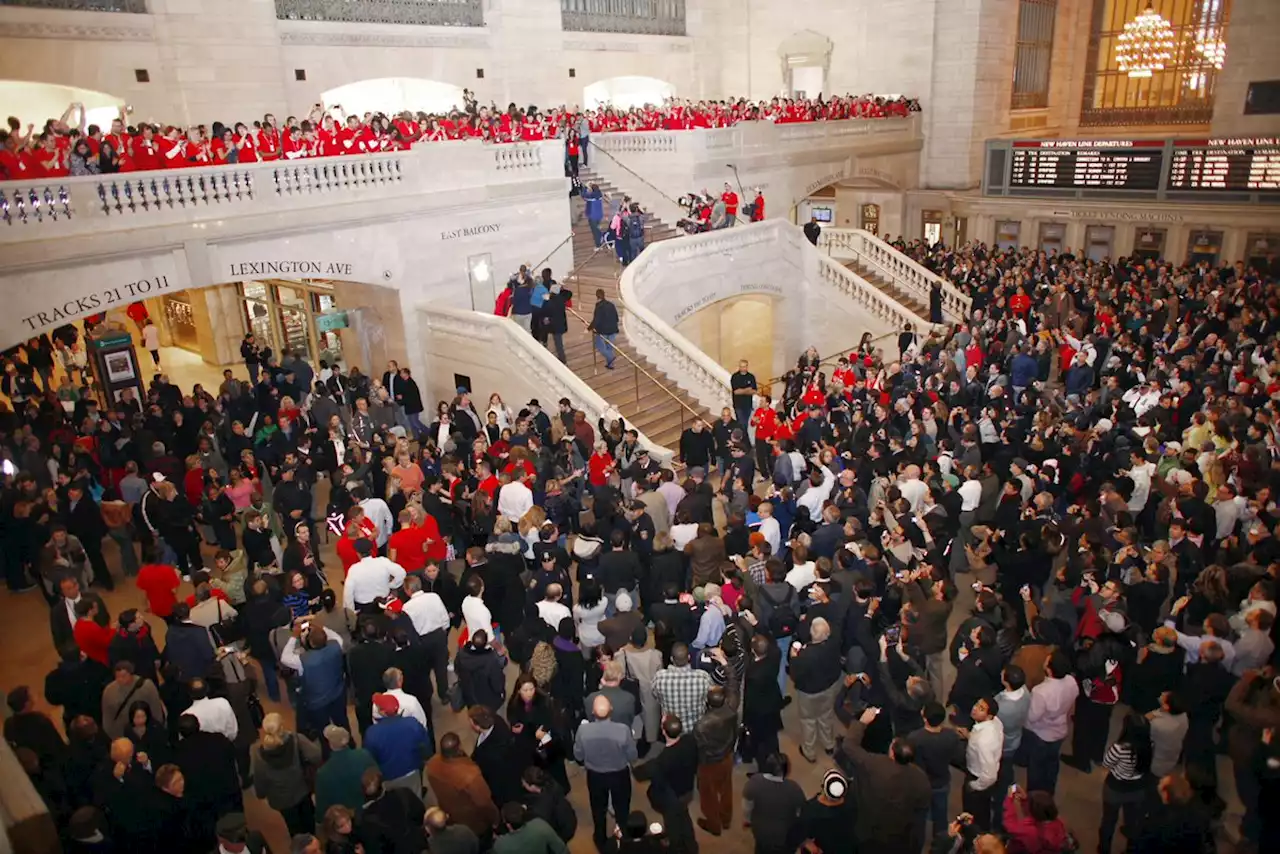 Workers at Apple's Grand Central Terminal store are moving toward a union vote | Engadget