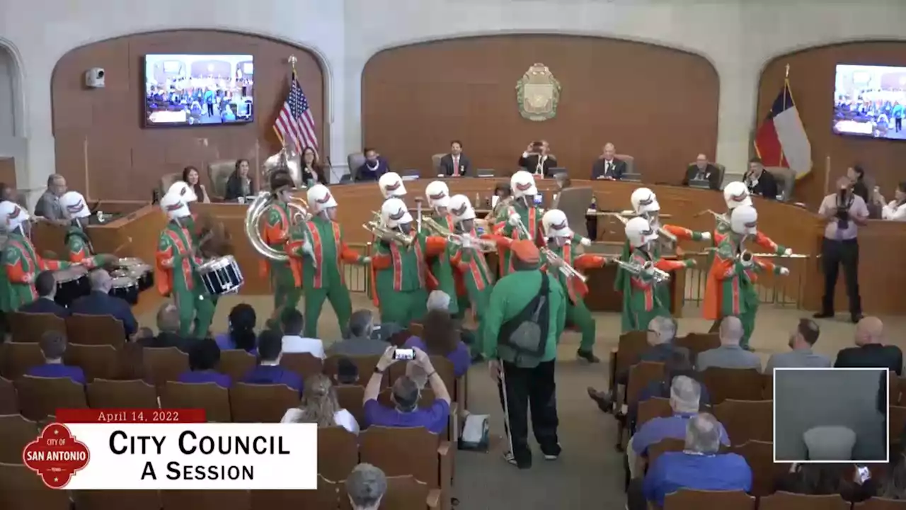 VIDEO: Sam Houston marching band brings the house down at City Hall