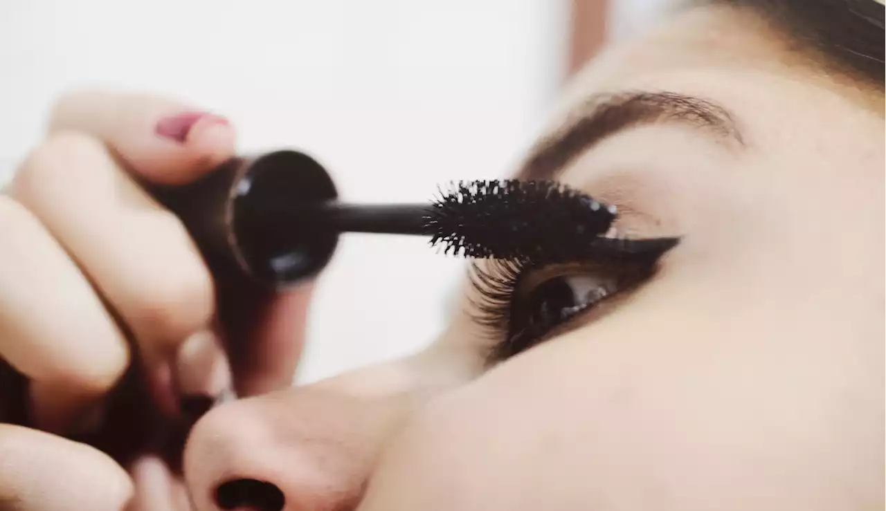 We Tested 20 Most Popular Mascaras—These Are the 9 Best | Well+Good