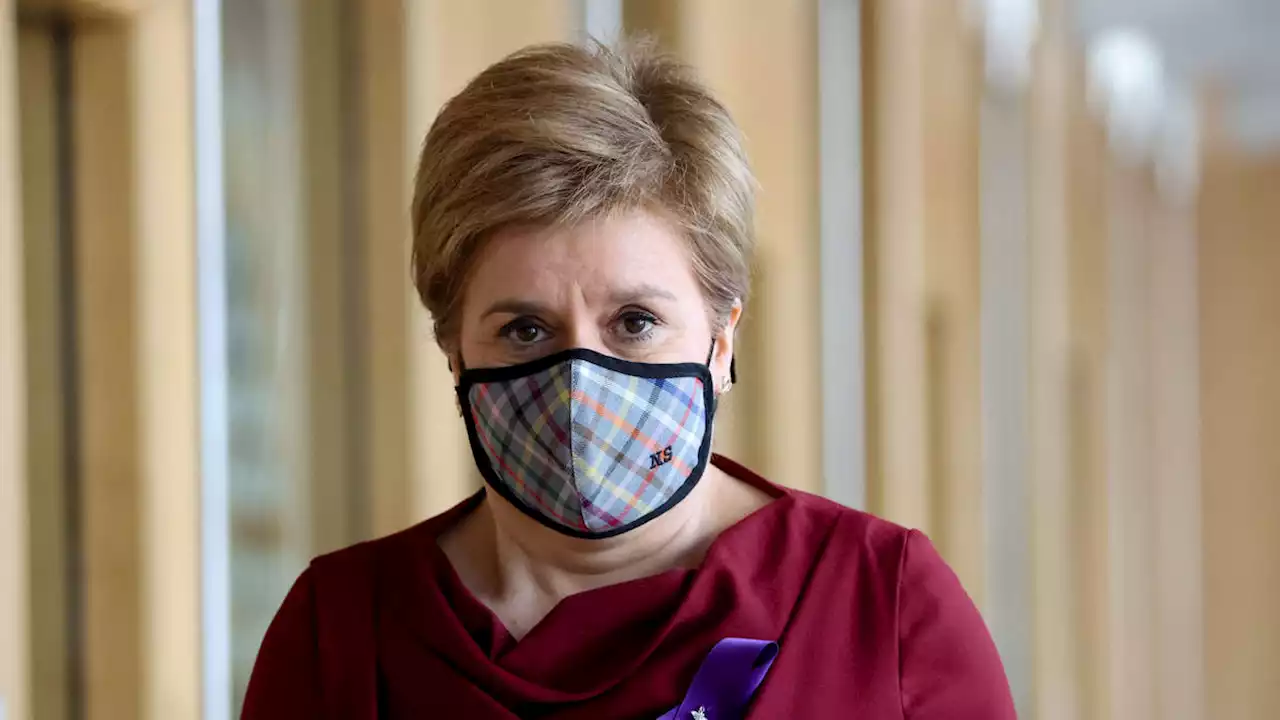 Nicola Sturgeon reported to police after footage showed her 'breaking face mask law'