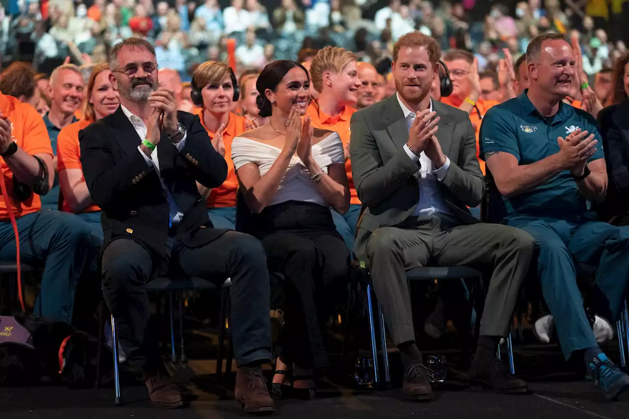 Les soldats ukrainiens ovationnés aux Invictus Games et salués par le prince Harry