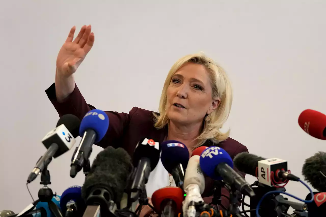 Sur le voile et à une semaine du premier tour, le clan Le Pen signe un nouveau revirement