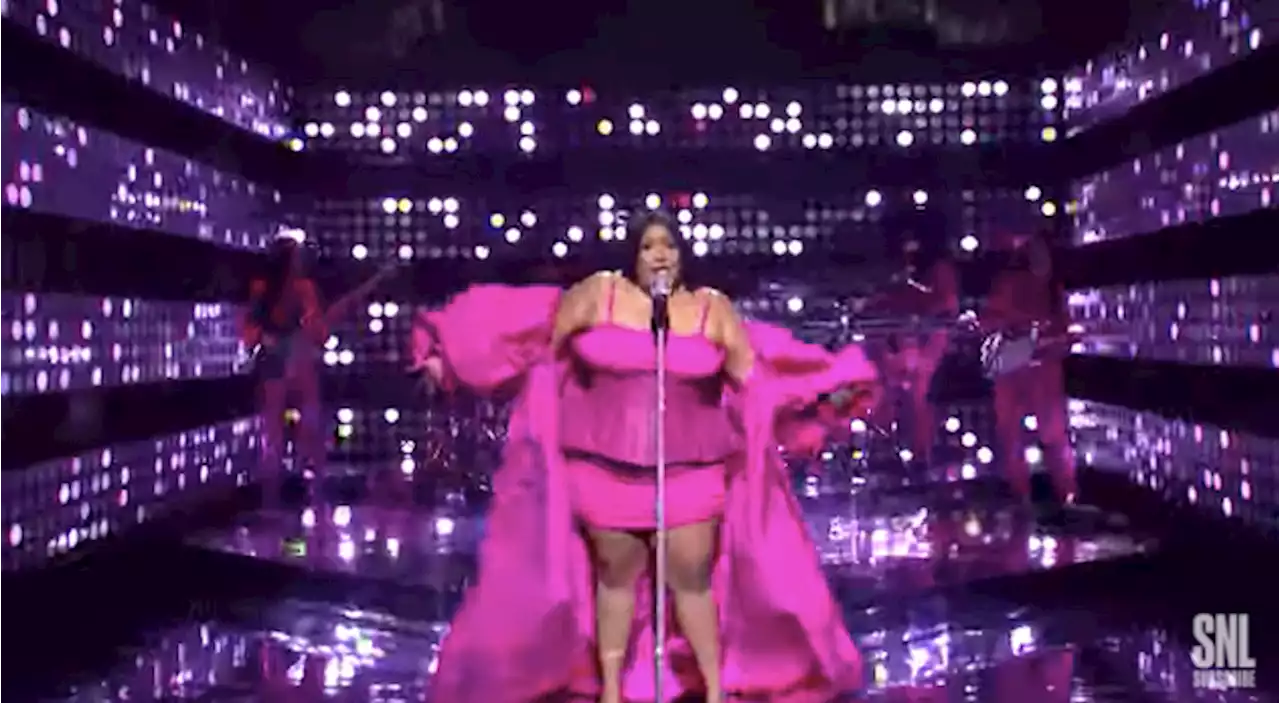 Watch Lizzo Debut Vulnerable New Single 'Special' on 'SNL'