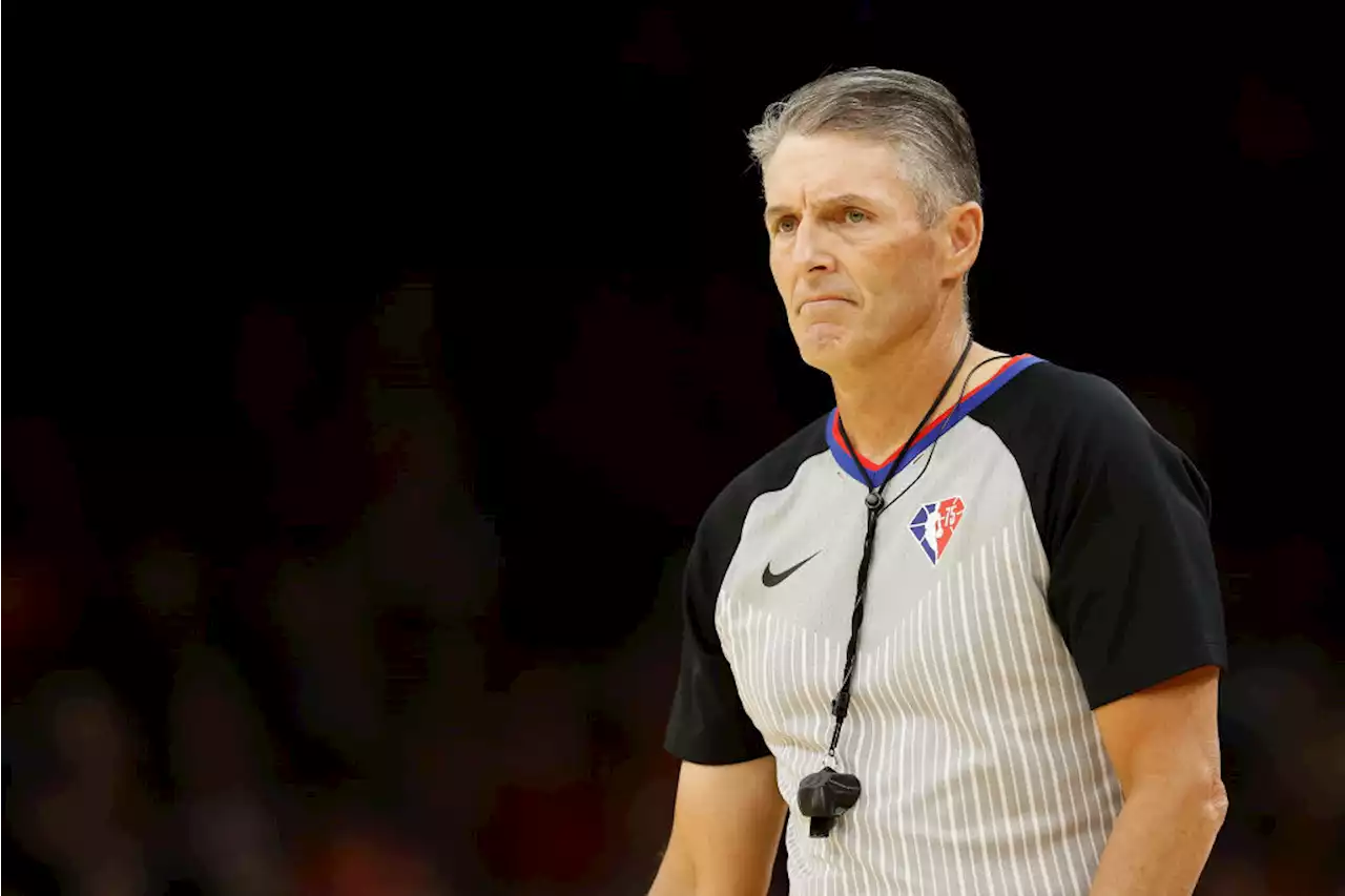 Dubs fans' nemesis referee quickly ejects former Warrior